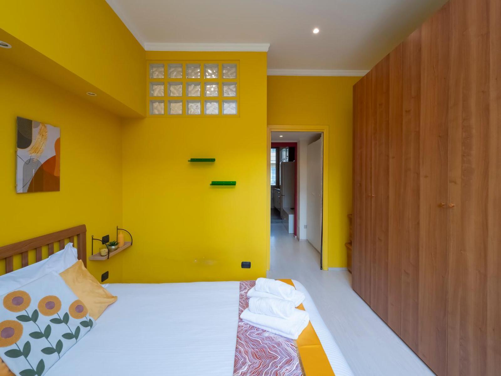 Xenia Apartments - Colorful Apartment In Fiera Area Milano Dış mekan fotoğraf